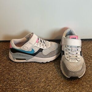 Nike Kids Air Max size 11c